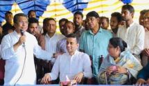 প্রধান বিচারপতির কাছে অভিযোগ নির্বাচনী সভায় বিচারপতি কেন?।