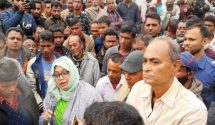 ক্ষতিগ্রস্ত কৃষকরা।