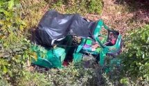 মাইক্রোবাস-অটোরিকশা সংঘর্ষে বাবা-ছেলের মৃত্যু জকিগঞ্জে।