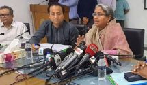 শিক্ষা মন্ত্রী বলেছেন প্রশ্নফাঁসের গুজব ঠেকাতে ফেসবুক ও মোবাইল ফোনে নজরদারি থাকবে।