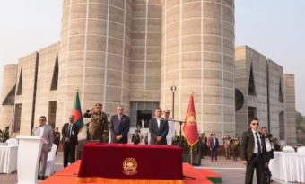 অন্তর্বর্তী সরকারের ১৩৩টি অধ্যাদেশ নিয়ে  হচ্ছে আলোচনা।